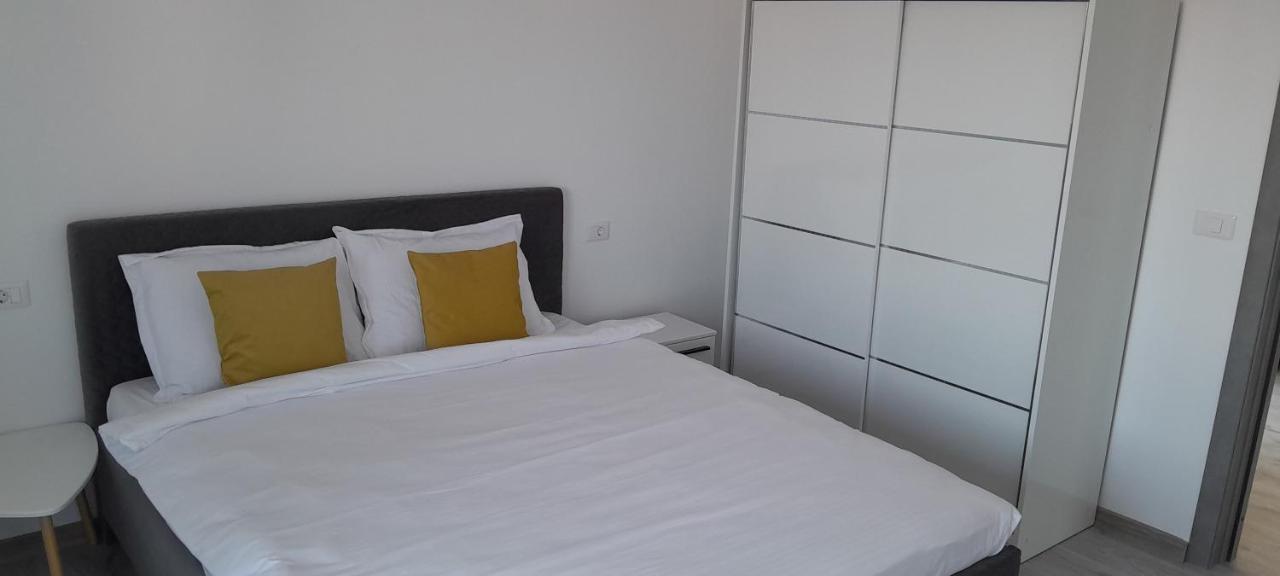 Apartament 3 Camere, Targu Neamt Et4 Zewnętrze zdjęcie